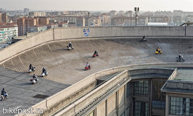 Гонки скутеров на краше фабрики Фиат