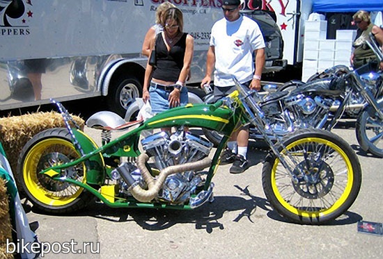 Мотоциклы в цветах John Deere (Джон Дир)