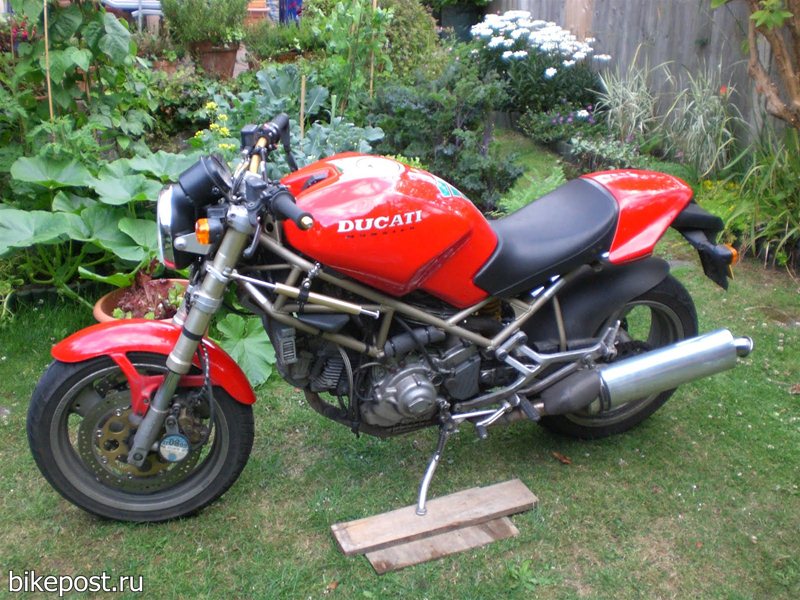 Тюнингованный мотоцикл Ducati Monster 900