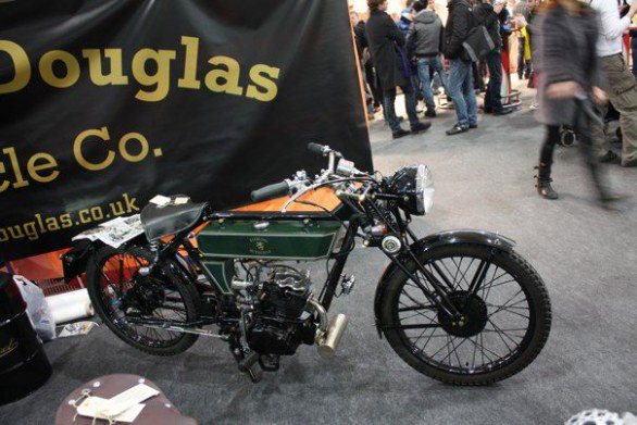 Новый ретро мотоцикл Black Douglas Sterling 2012