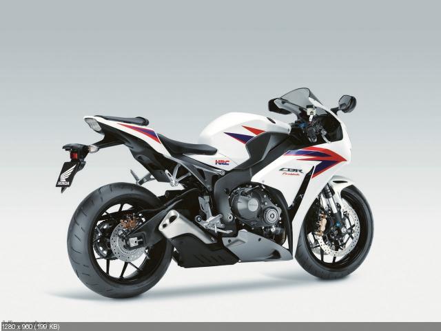 Новый мотоцикл Honda CBR1000RR Fireblade 2012