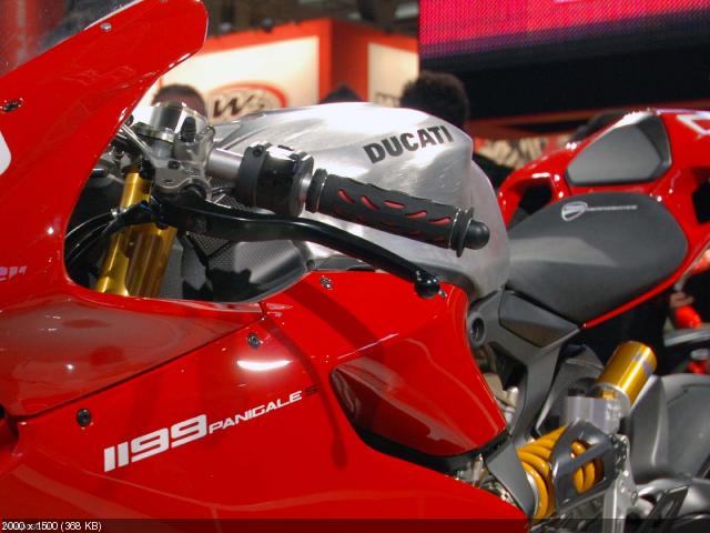 Ducati 1199 Panigale на выставке EICMA 2011