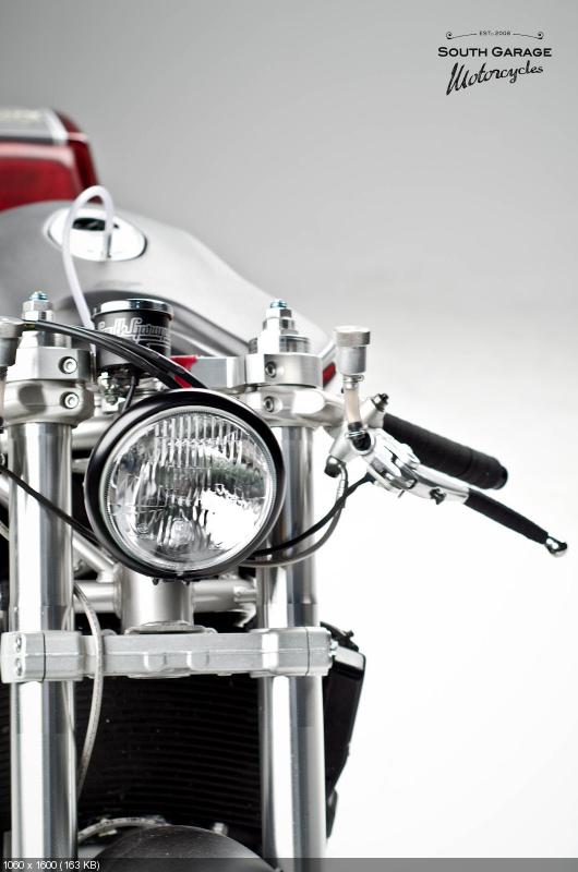 Кафе рейсер Ducati 749 от South Garage Motorcycles